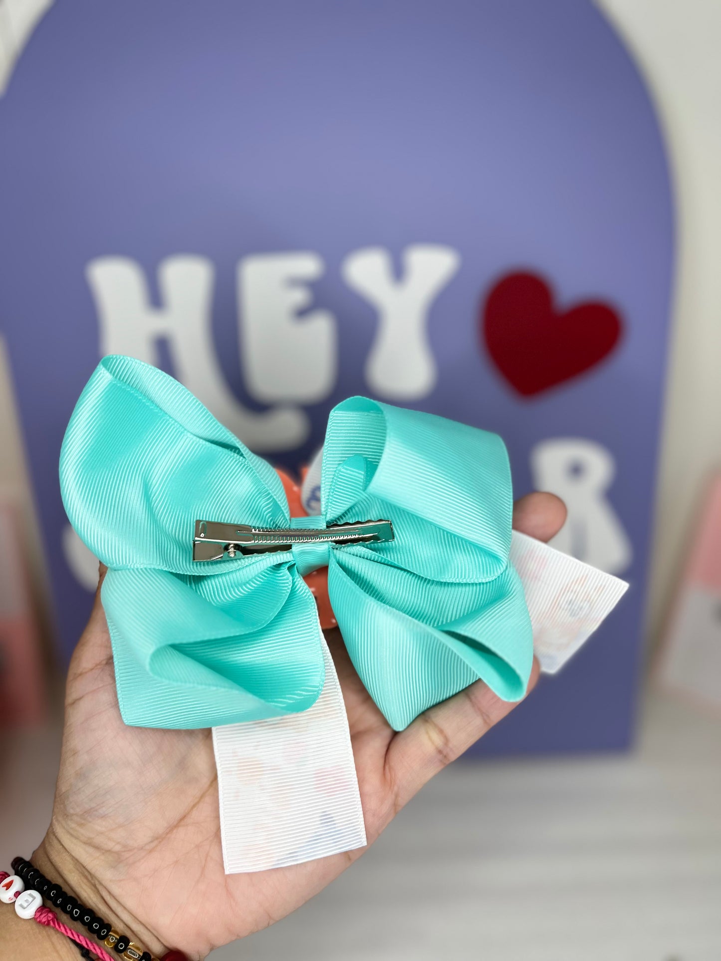 BLUEE BOW