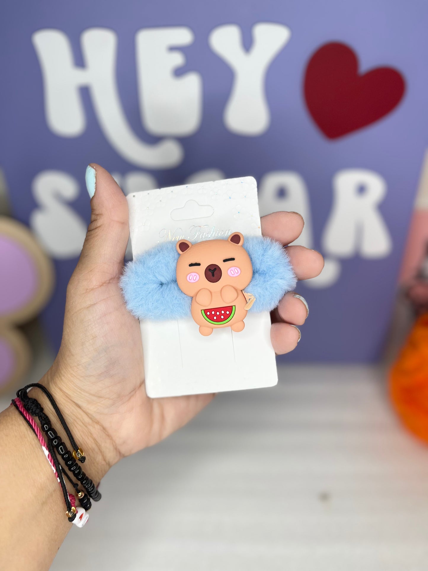 CAPYBARA WATERMELON CLIPS