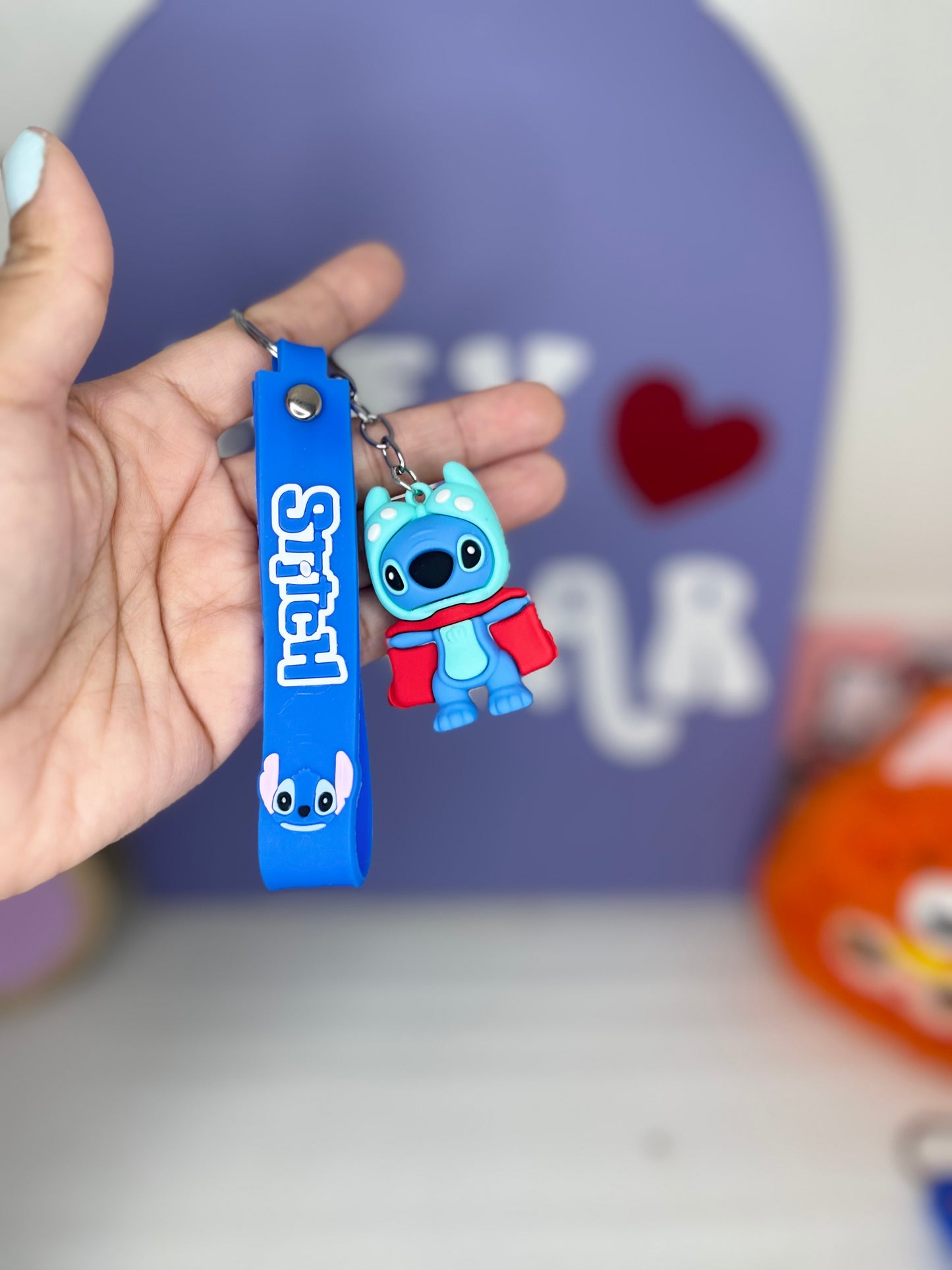 BLUE ALIEN KEYCHAINS