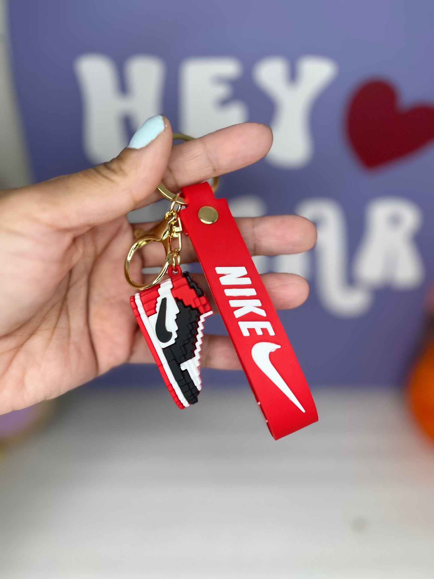 NYKE SNEAKER KEYCHAINS
