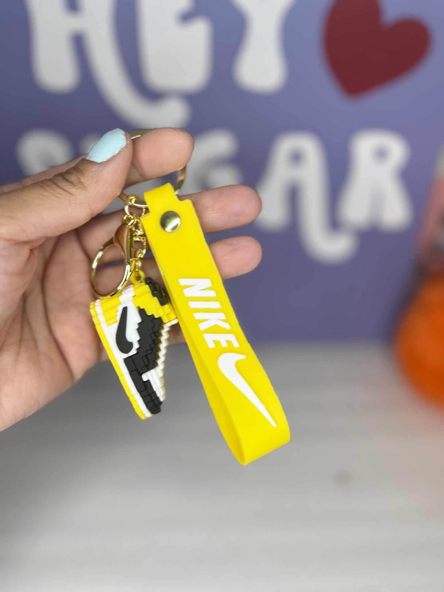 NYKE SNEAKER KEYCHAINS