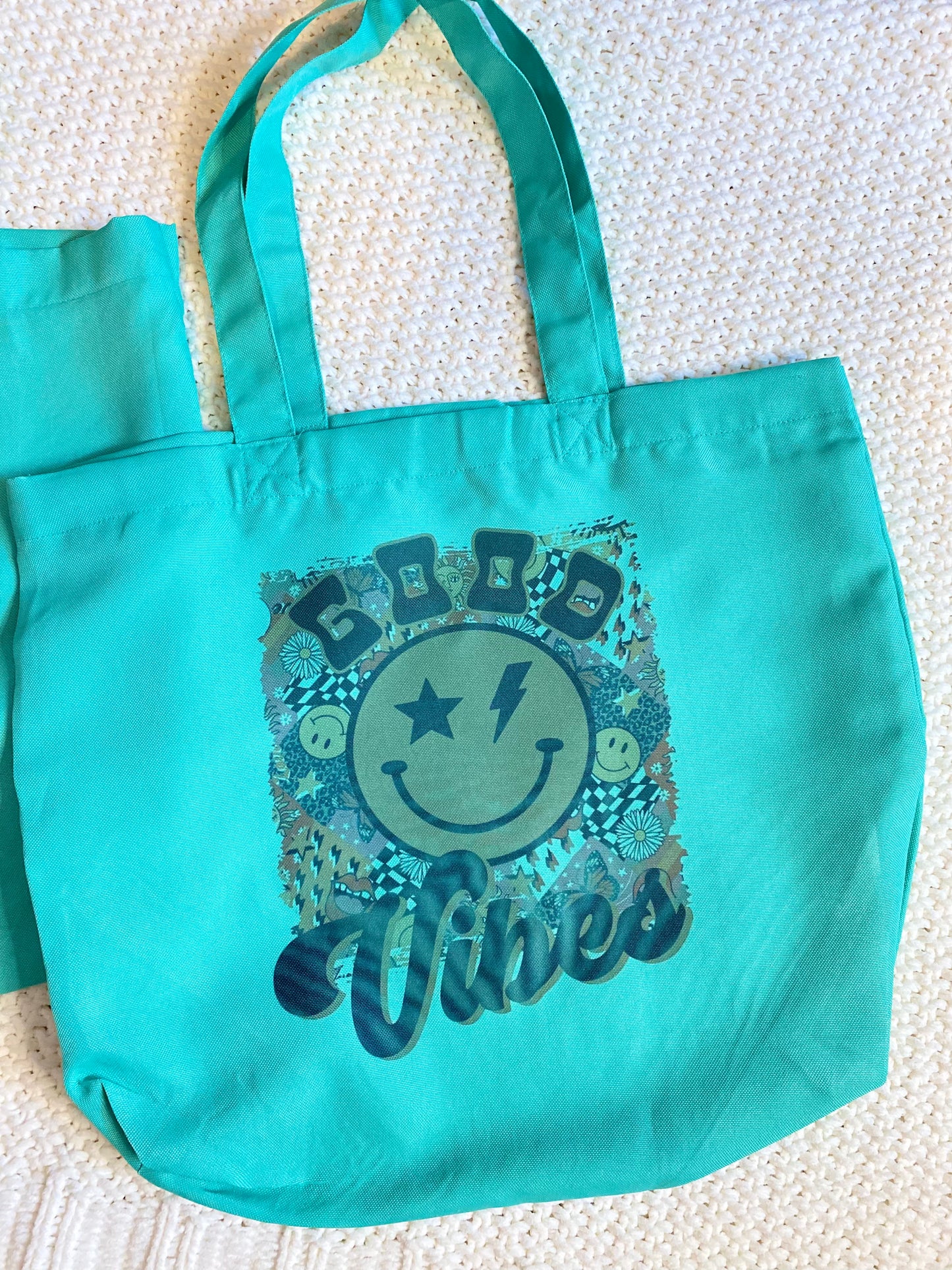 TOTE BAGS