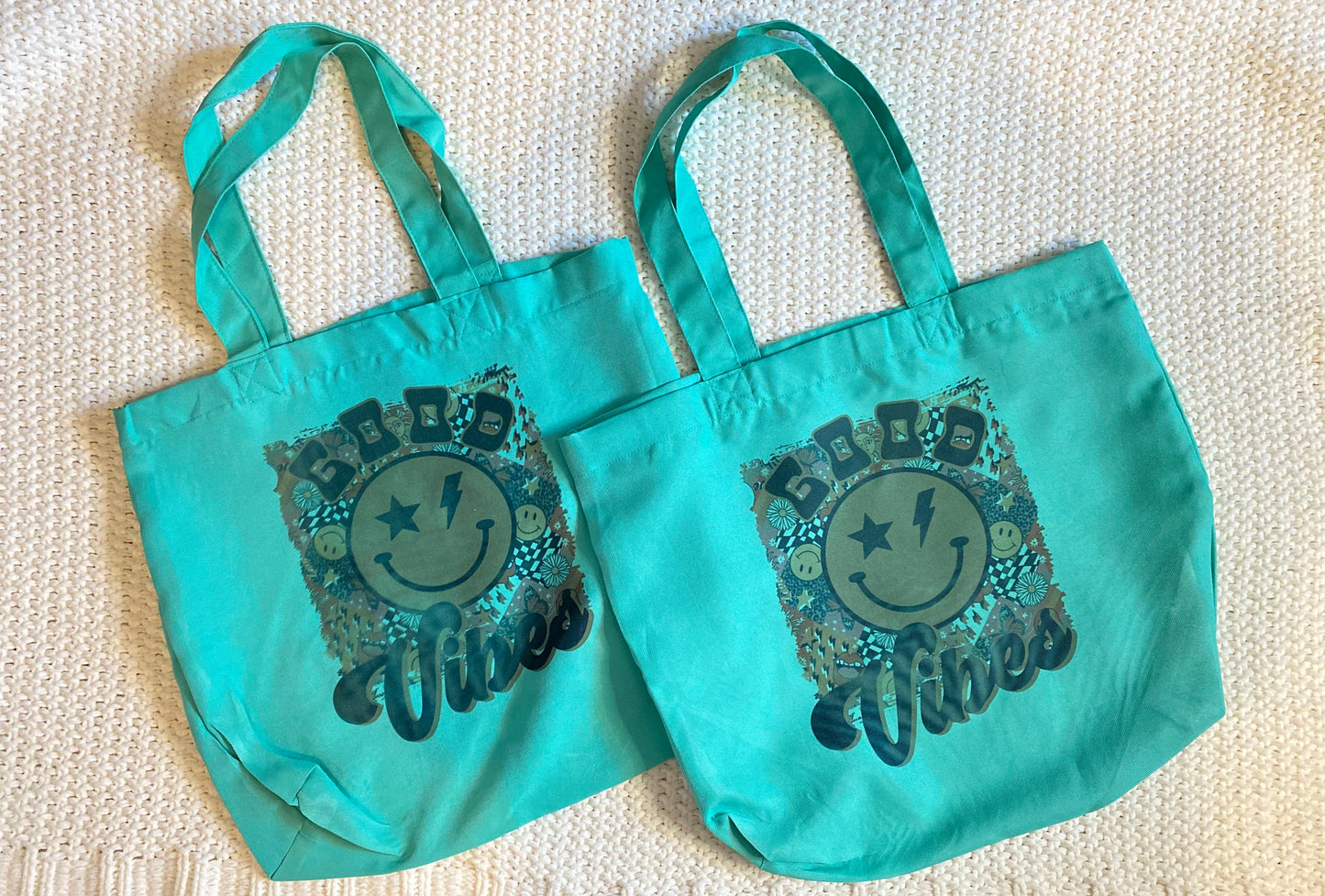 TOTE BAGS