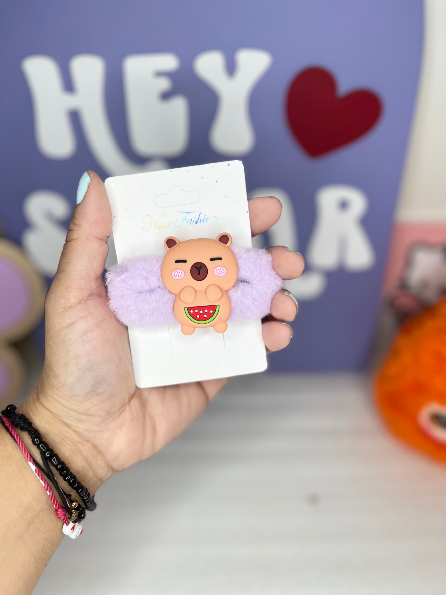 CAPYBARA WATERMELON CLIPS