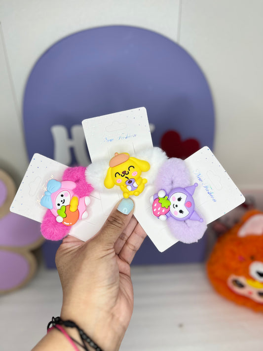 FRIENDS HAIR CLIPS