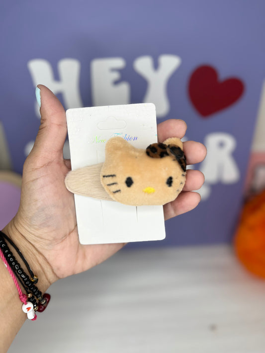 LEOPARD KITTY CLIP